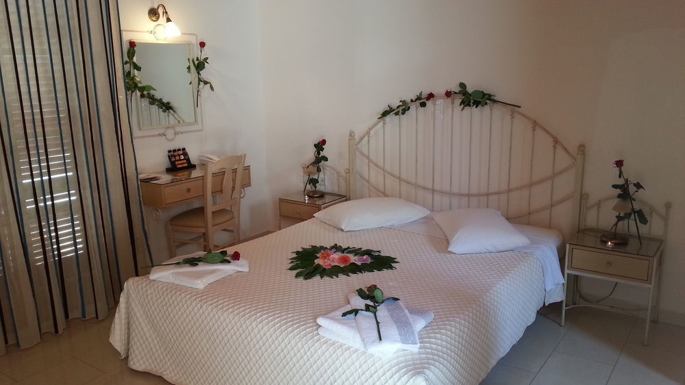 Antony Suites (Adults Only) Naxos City Esterno foto