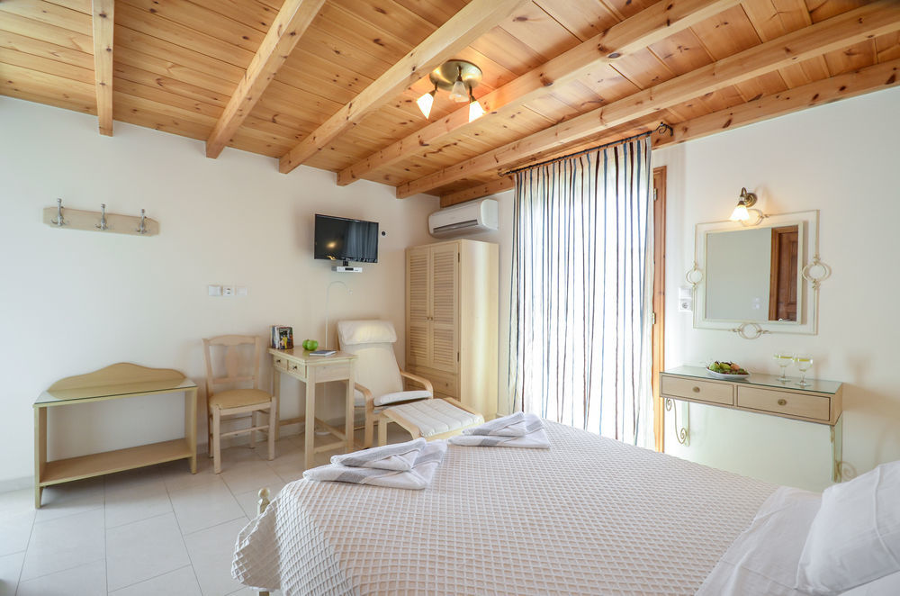 Antony Suites (Adults Only) Naxos City Esterno foto